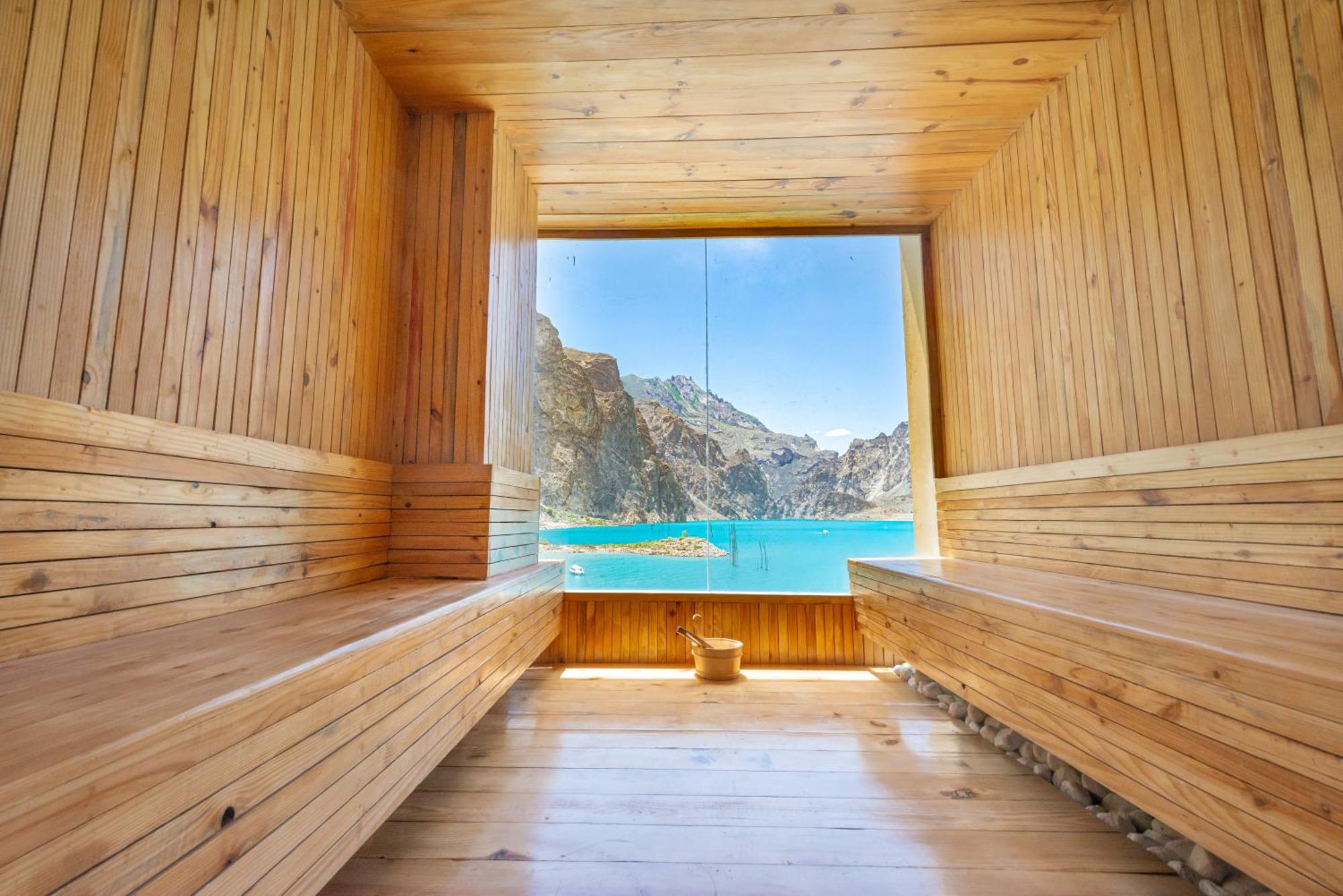 Luxus Hunza Attabad Lake Resort Karimabad  Exterior foto